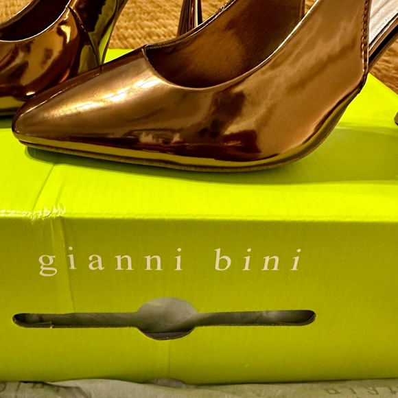 Gianni Bini - Isla Mirror Metallic Square Toe Slingback Pumps. Coppery color. - Picture 2 of 3